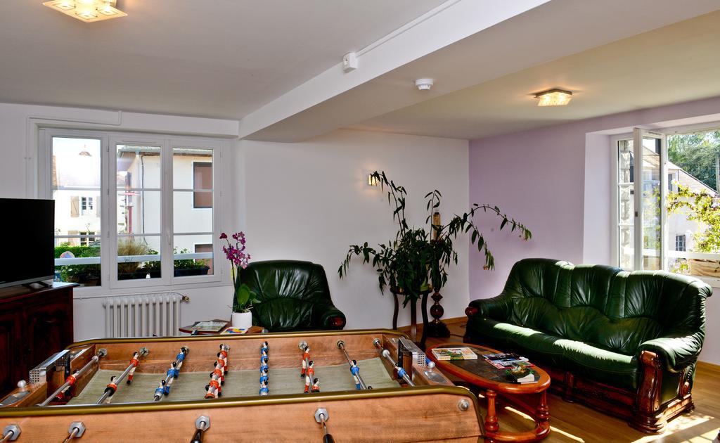 Logis Chez Germaine Hotel Geüs-d'Oloron Buitenkant foto