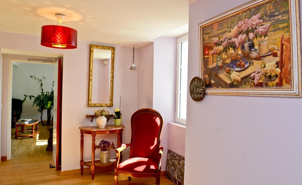 Logis Chez Germaine Hotel Geüs-d'Oloron Buitenkant foto